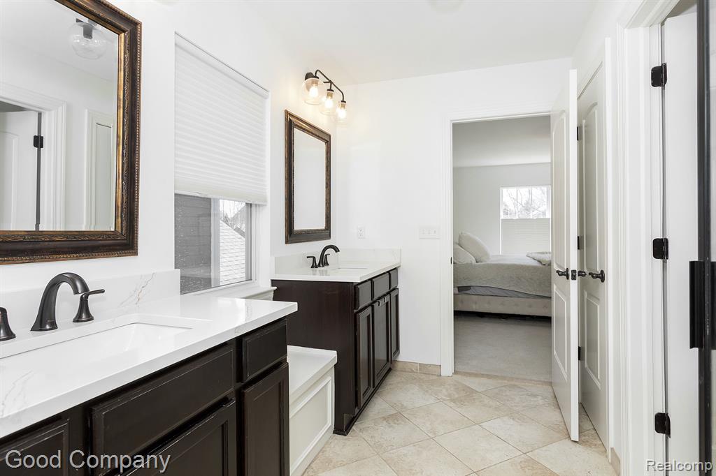 707 GOLF Avenue, Royal Oak, MI 48073 — Photo 25