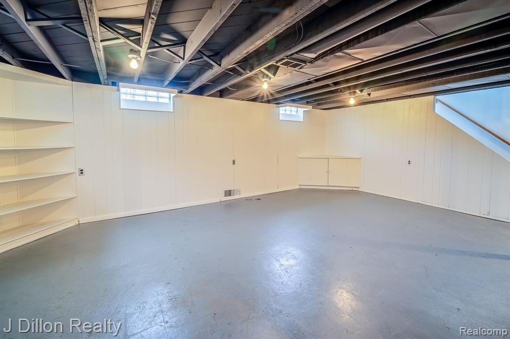 6639 SHARON Street, Garden City, MI — Photo 38