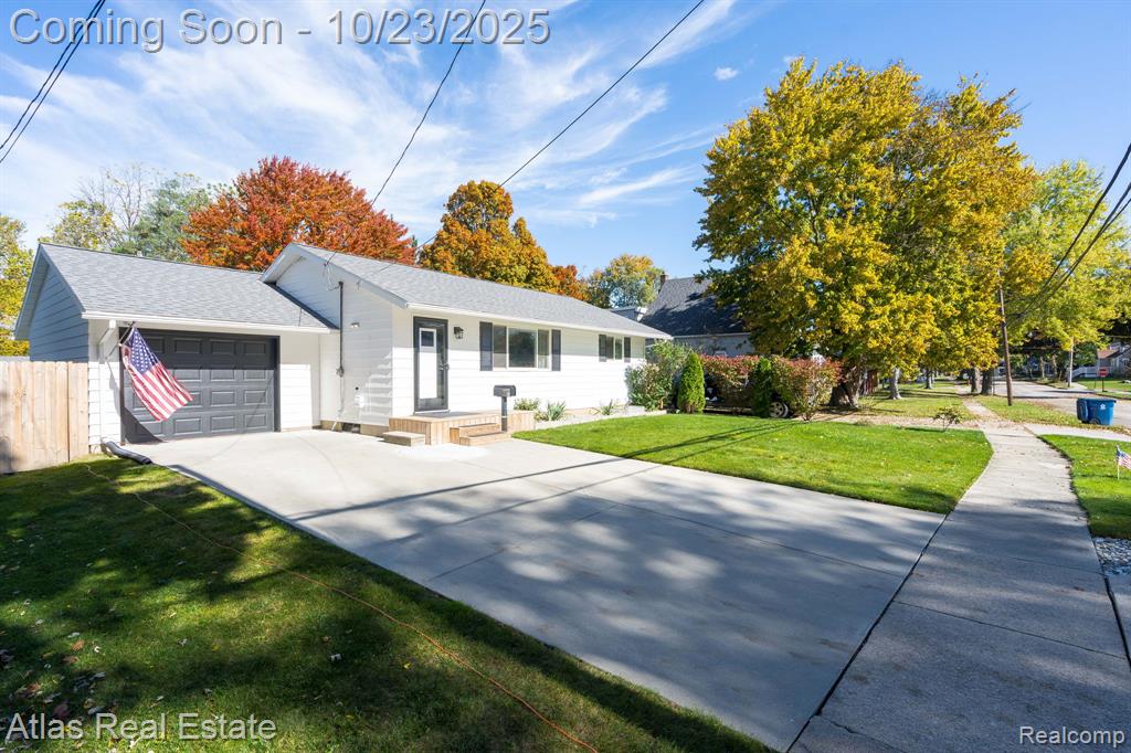 420 W 2nd Street, Davison, MI 48423 — front exterior