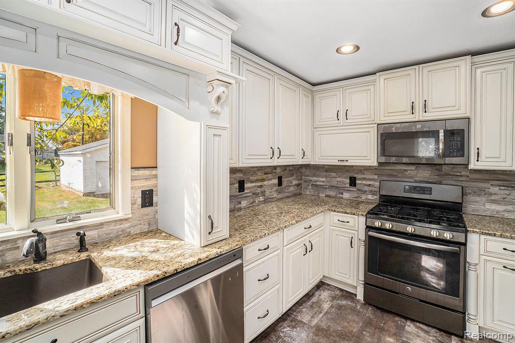 11295 E Lytle Road, Lennon Vlg, MI 48449 — Photo 6