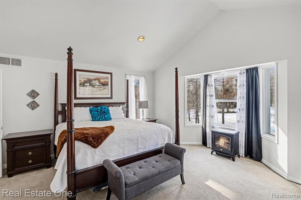 18403 Taylor Lake Road, Holly, MI 48442 — Photo 18