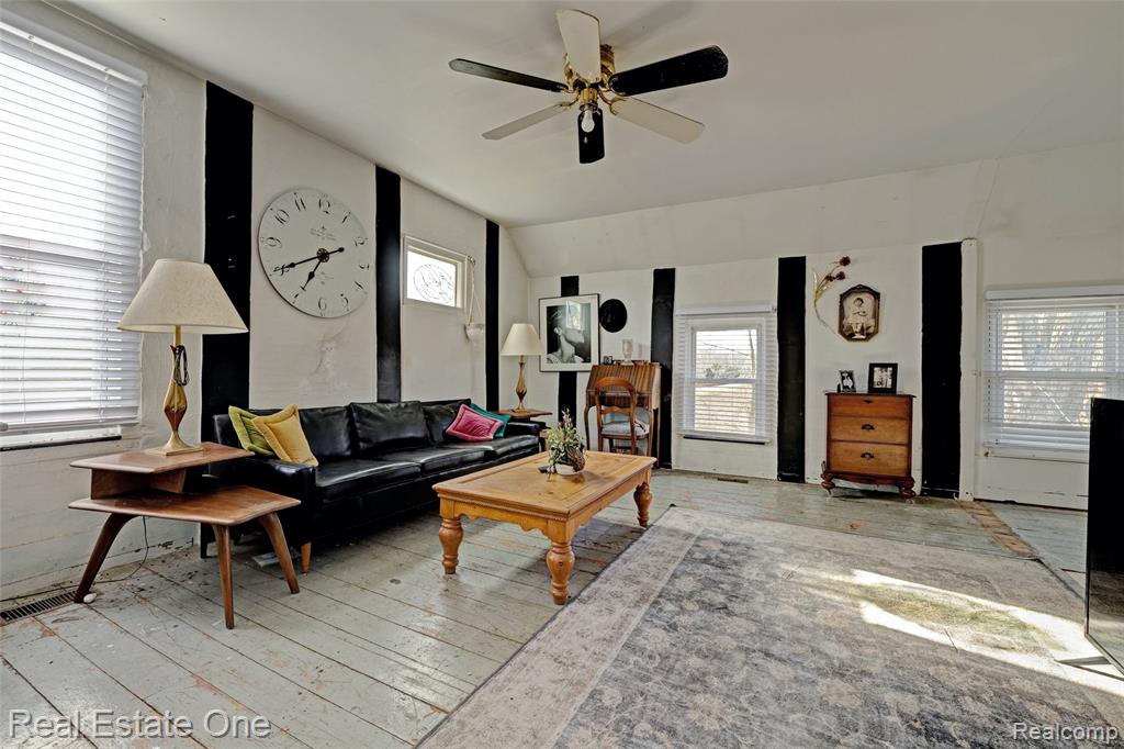 7560 Metcalf Road, Avoca, MI 48006 — Photo 23