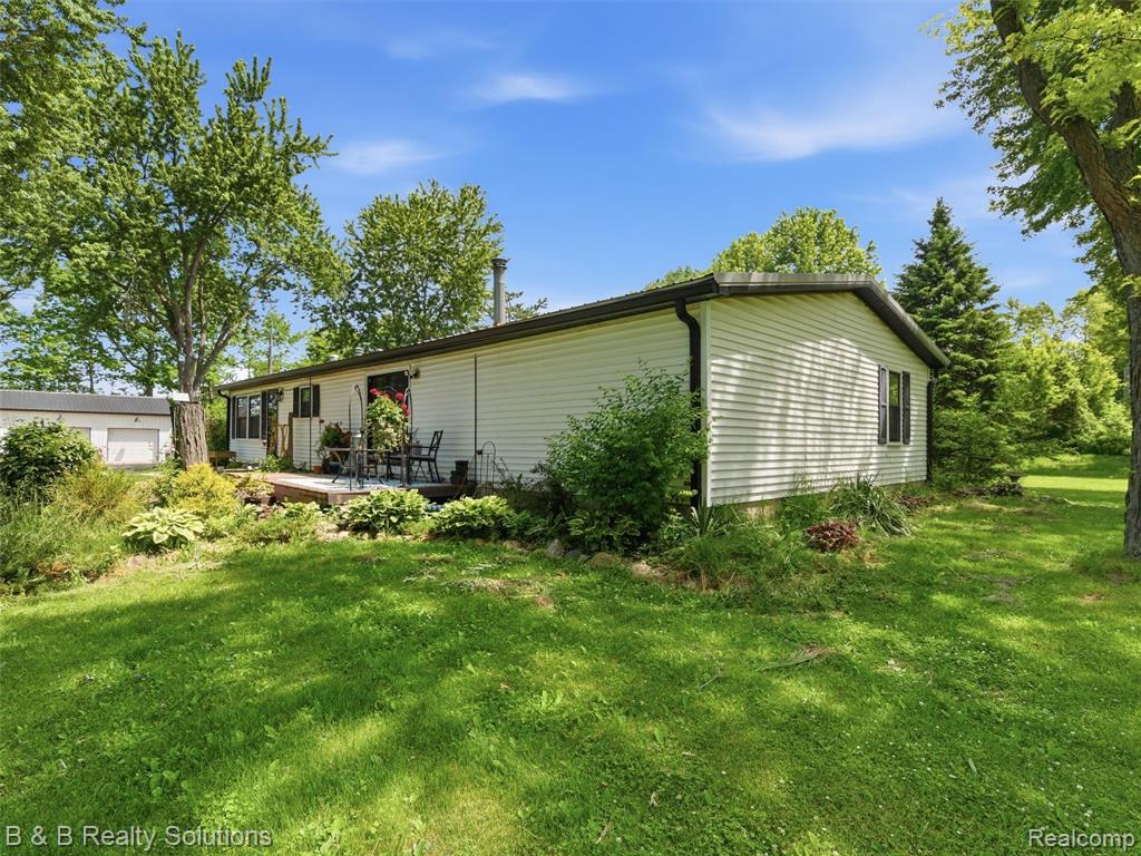 60455 Bates Road, New Haven, MI 48048 — Photo 20