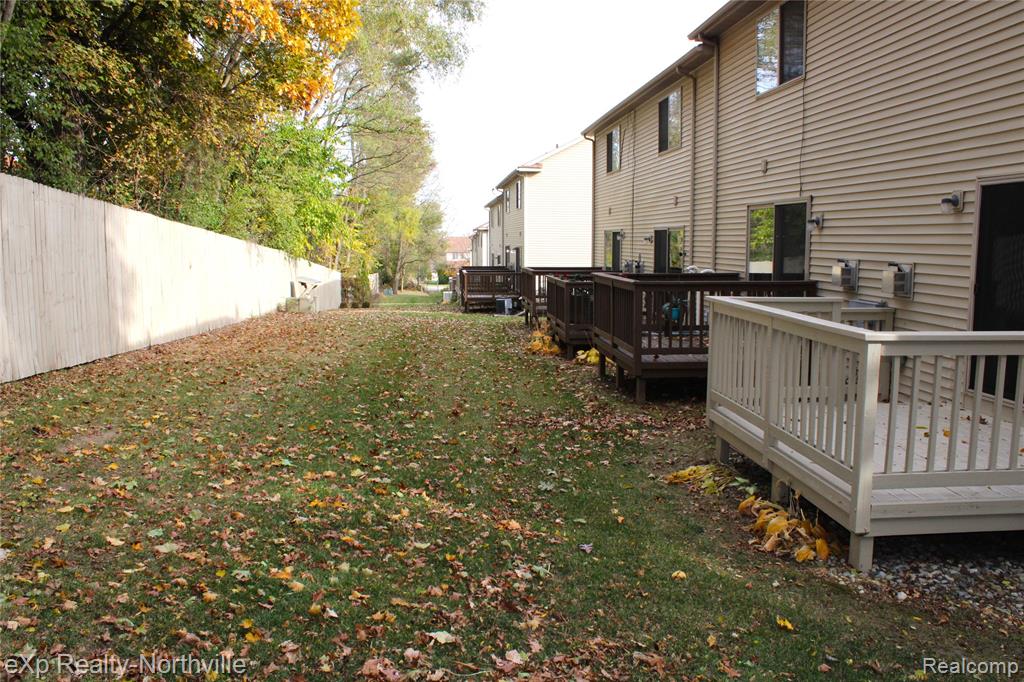 7244 Lavender Lane, 43, Waterford, MI 48327 — Photo 29