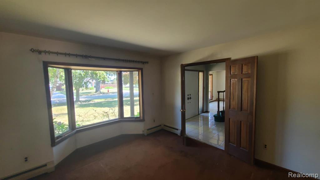 20688 Woodland Street, Harper Woods, MI 48225 — Photo 18