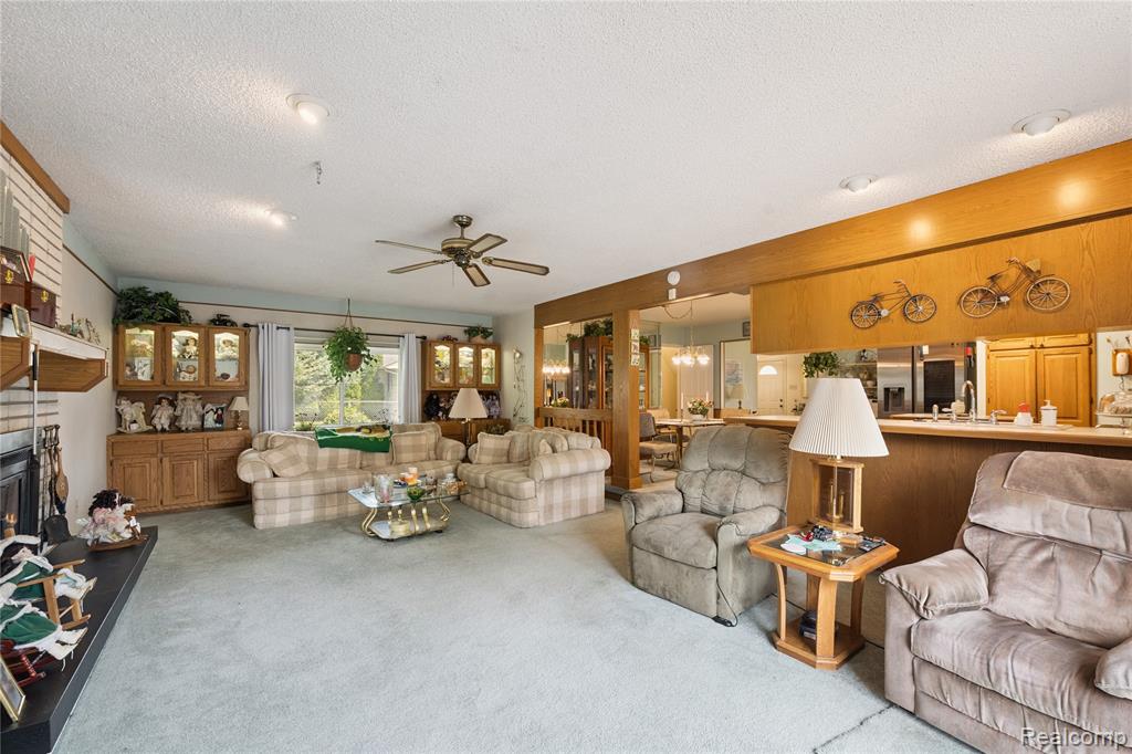 8268 Cooley Beach Drive, White Lake, MI — Photo 18