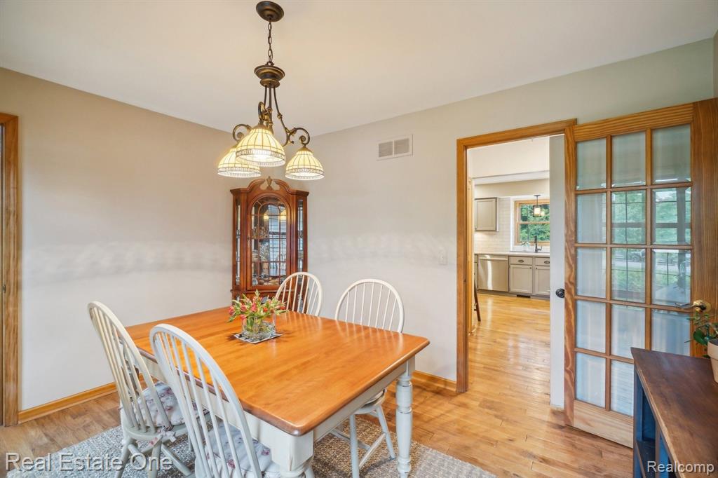 11175 SAND CRANE Way, South Lyon, MI 48178 — Photo 17