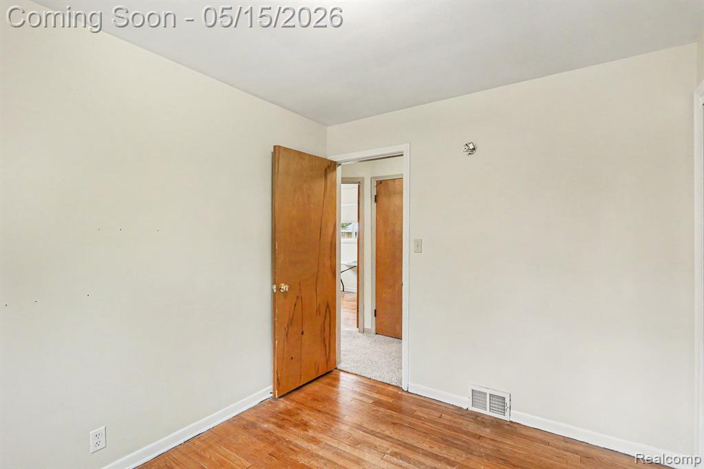 1104 Marion Drive, Holly, MI 48442 — Photo 13