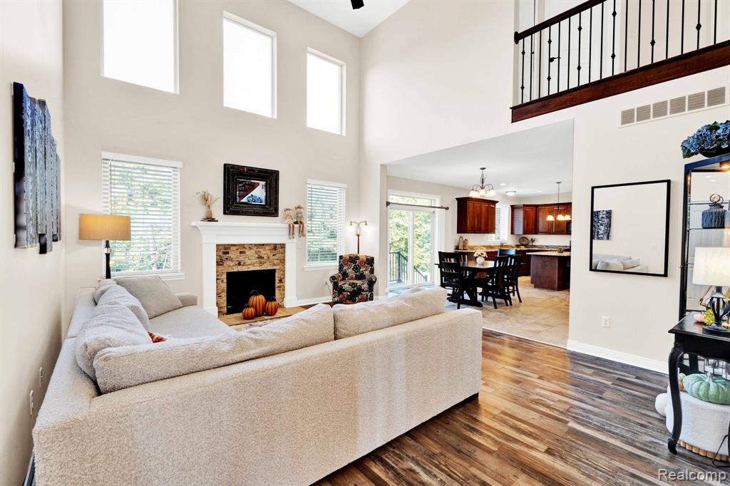 50093 Oakbrooke Drive, New Baltimore, MI 48047 — Photo 19