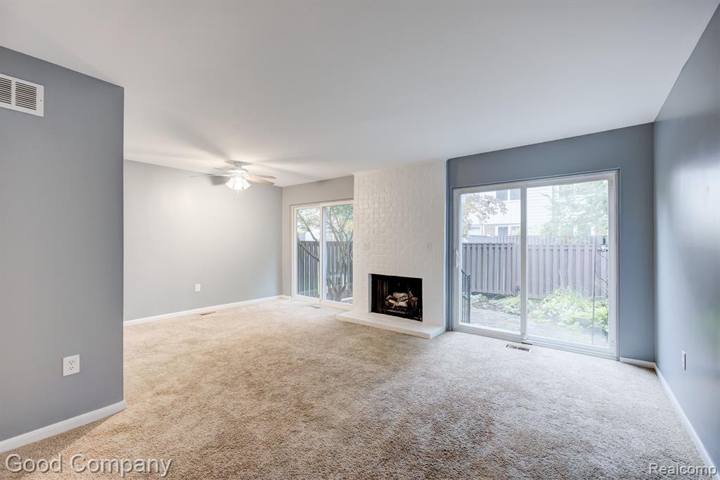 2030 WICKHAM Street, Royal Oak, MI 48073 — Photo 5