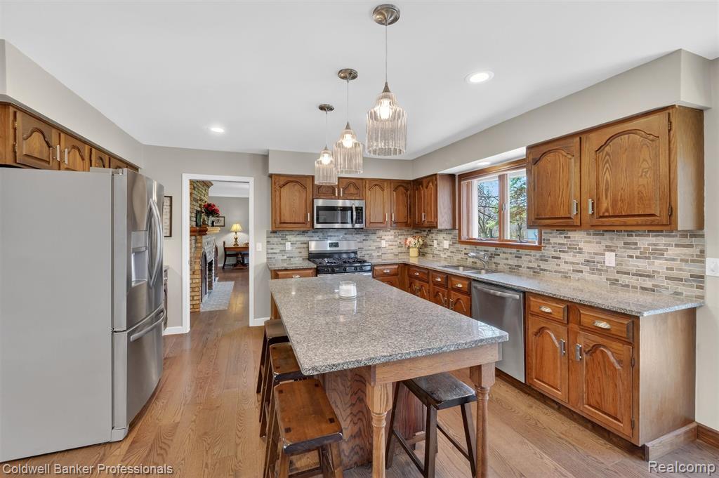 4380 Warwick Circle Drive, Grand Blanc, MI 48439 — Photo 3