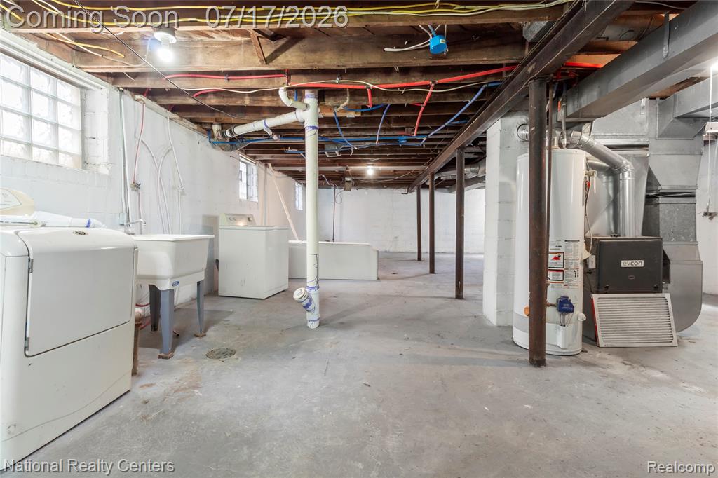 9281 Boleyn Street, Detroit, MI 48224 — Photo 36