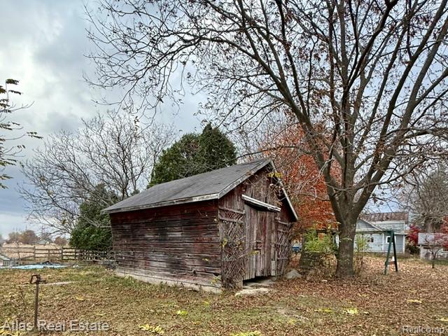 7448 Gale Road, Grand Blanc, MI 48439 — Photo 23