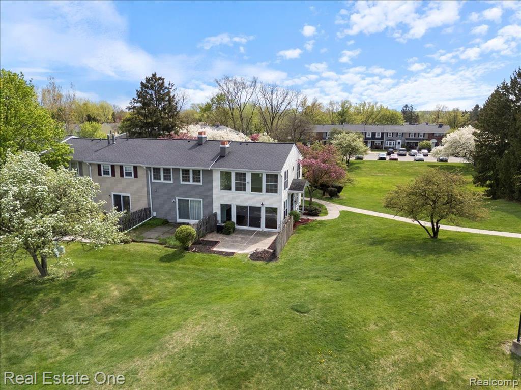 20098 BRYN MAWR, Northville, MI 48167 — Photo 33