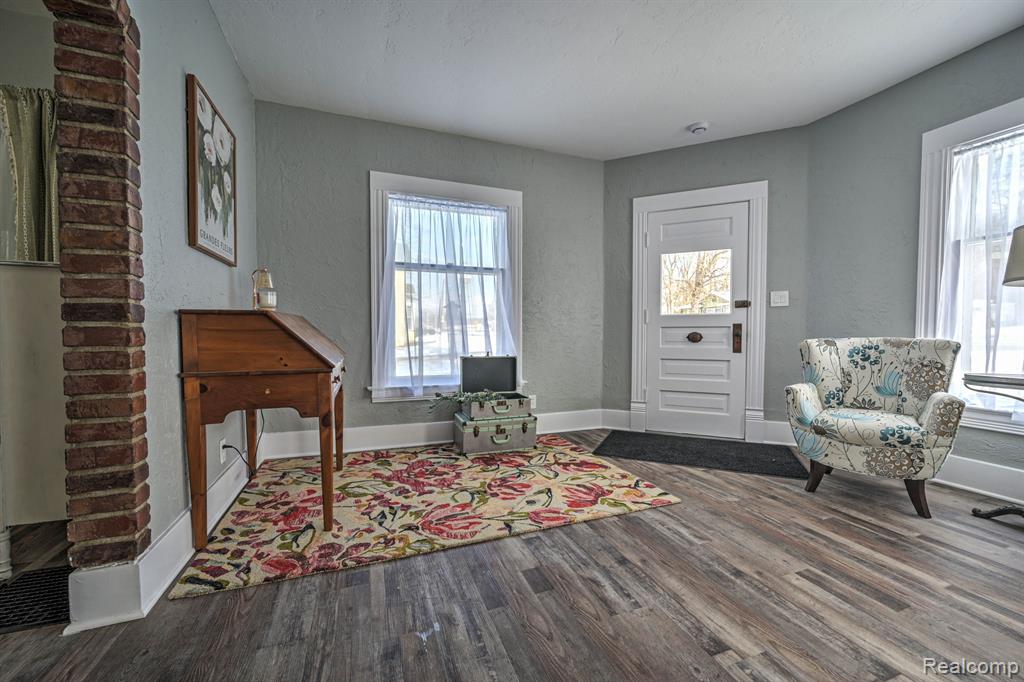 602 S BROAD Street, Holly, MI 48442 — Photo 9