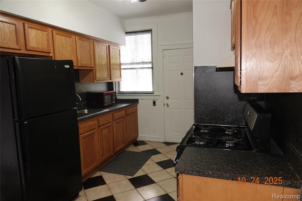 194 Farrand Park, Highland Park, MI 48203 — Photo 10