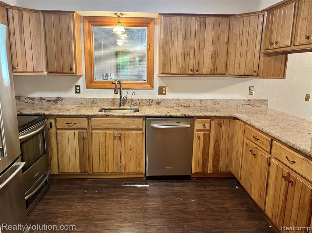 14750 Reid Road, Bruce, MI 48065 — Photo 4