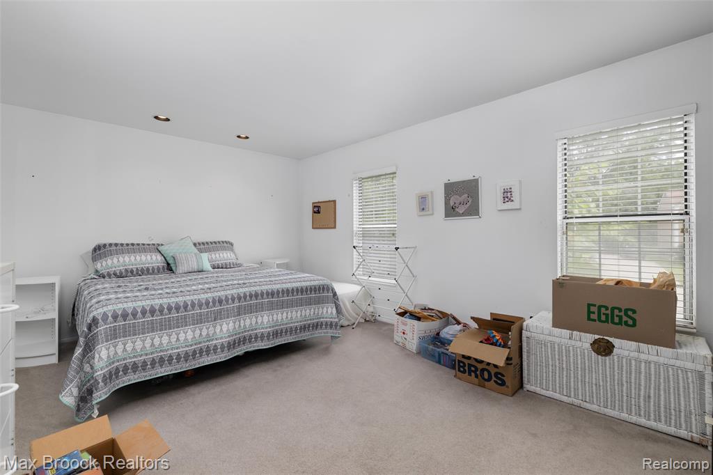 5495 Kingsfield Drive, West Bloomfield, MI — Photo 27