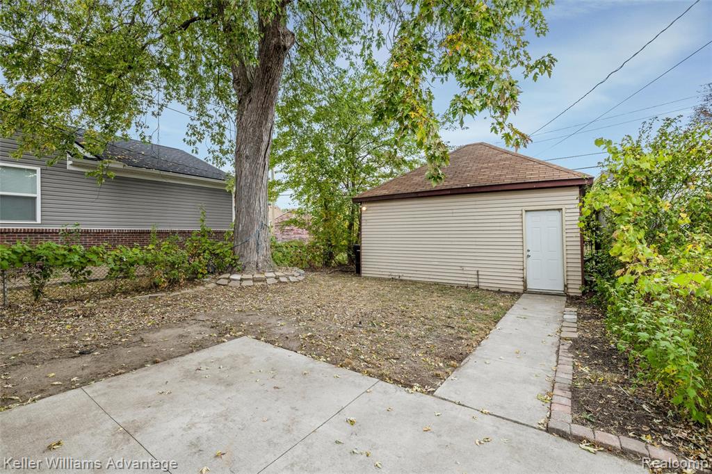 552 Bondie Street, Wyandotte, MI 48192 — Photo 26