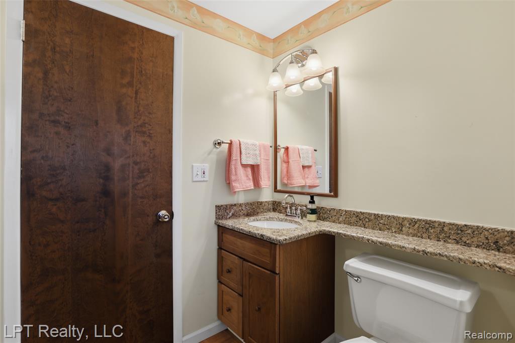 6378 Emerald Lake Drive, Troy, MI 48085 — Photo 29