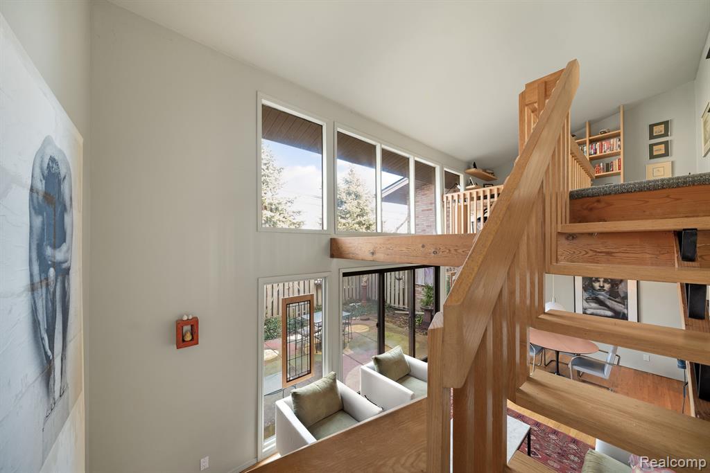 385 CONCORD Place, Bloomfield Hills, MI 48304 — Photo 16