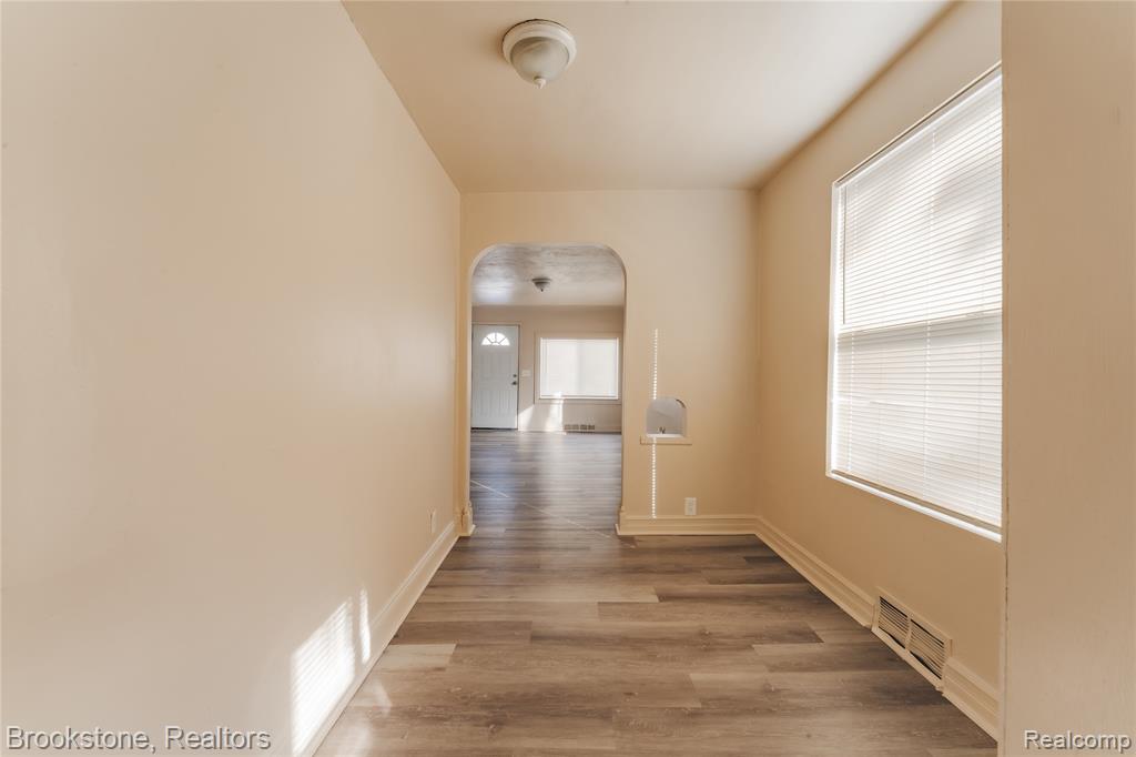 103 W Cornell Avenue, Pontiac, MI 48340 — Photo 10
