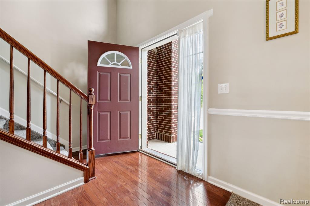 8844 Somerset Lane, Ypsilanti, MI 48198 — Photo 4