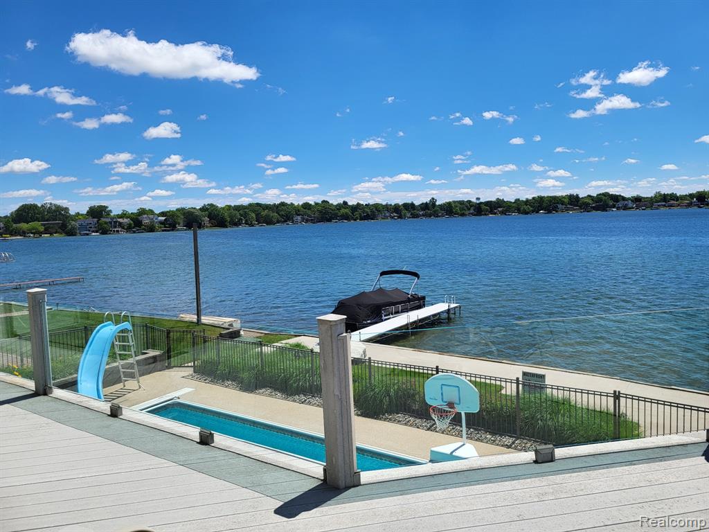 1296 Labrosse Drive, Waterford, MI 48328 — Photo 3