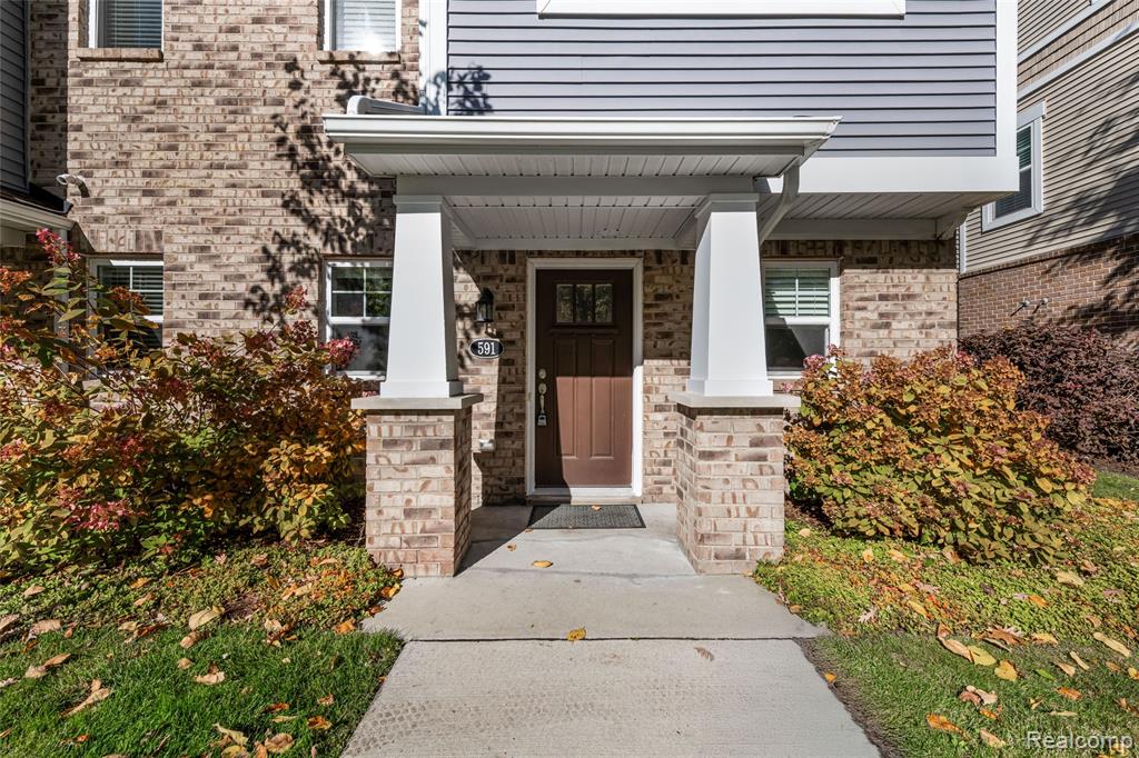 591 Parkside Way, 16, Ferndale, MI 48220 — Photo 6