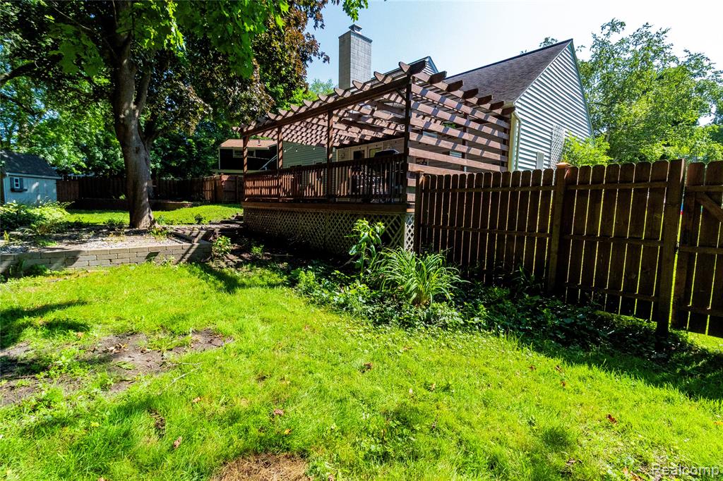 30 Brown Court, Midland, MI 48640 — Photo 42