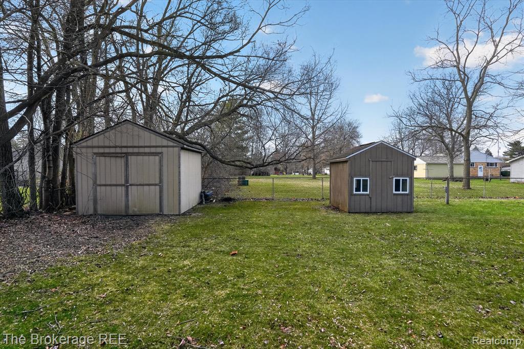 4224 Potter Road, Burton, MI 48509 — Photo 34