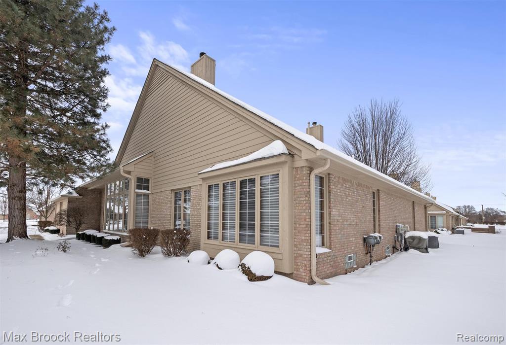 42738 Matthew Drive, 47, Sterling Heights, MI 48313 — Photo 29