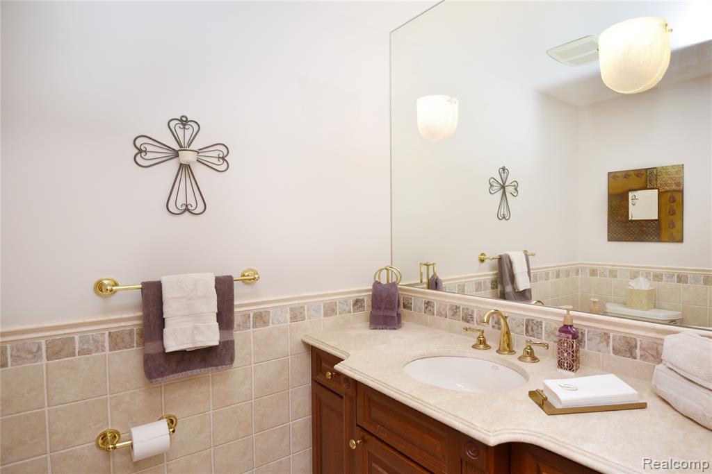 960 Eckford Drive, Troy, MI 48085 — Photo 23