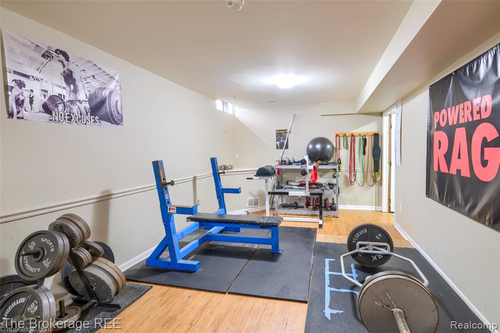 765 3rd Street, Fenton, MI 48430 — Photo 47