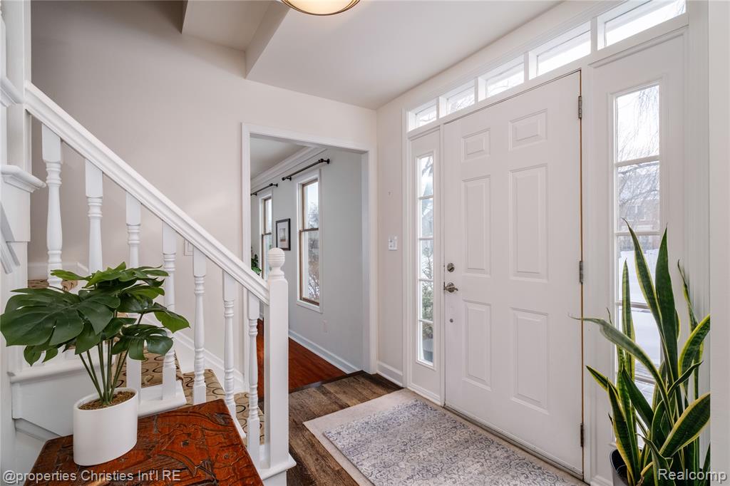 48790 Pinehill Drive, Plymouth, MI 48170 — Photo 8