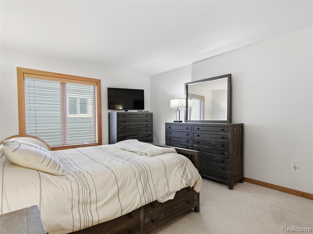 14292 Westman Drive, Fenton, MI 48430 — Photo 9