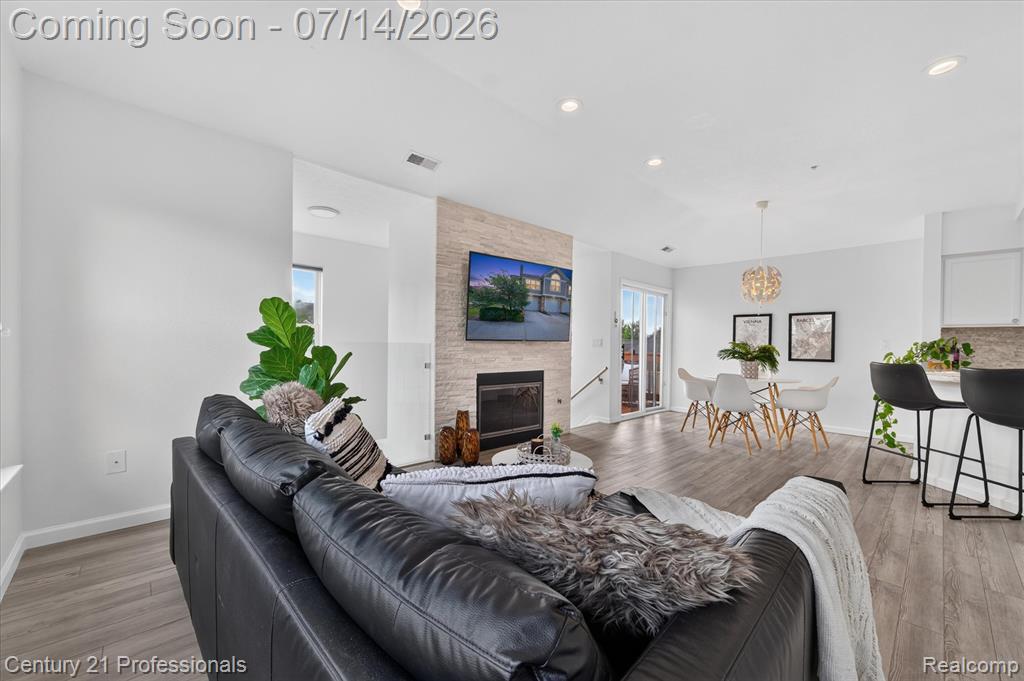 1737 Coburn Court, Ann Arbor, MI 48108 — Photo 12