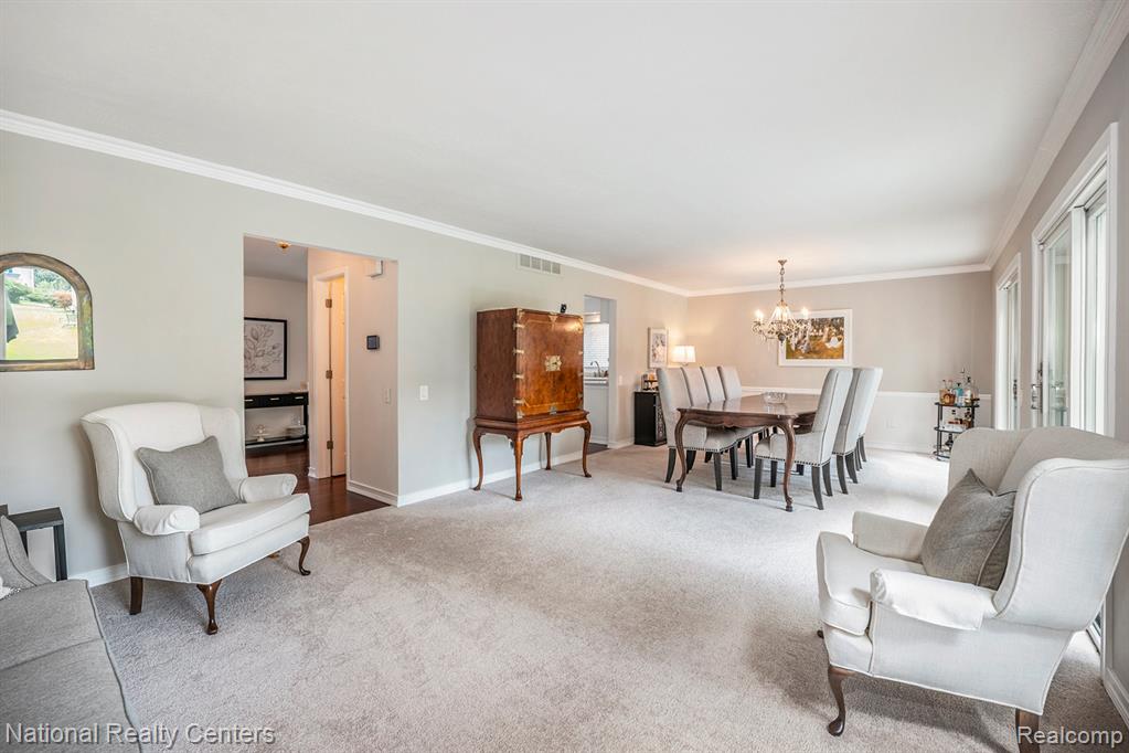 5049 Langlewood Drive, West Bloomfield, MI — Photo 15