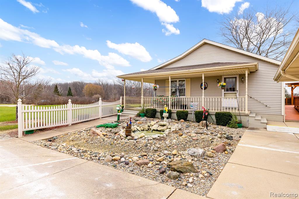 1411 Fox Road, Wales, MI — Photo 8