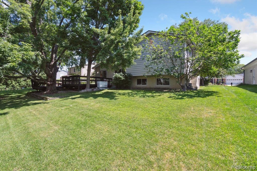 427 Rolling Green Circle S, Rochester Hills, MI 48309 — Photo 50
