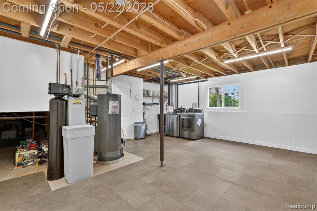12192 Overlook Drive, Fenton, MI 48430 — Photo 37