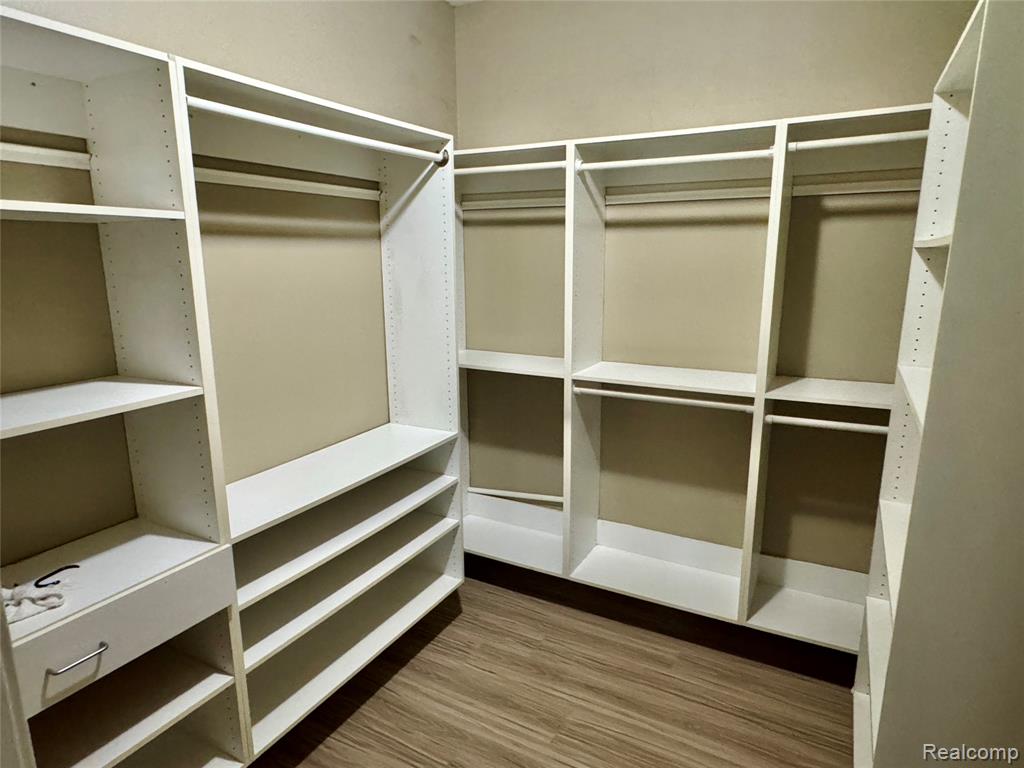 5830 Acorn Lane, Sterling Heights, MI 48314 — Photo 14