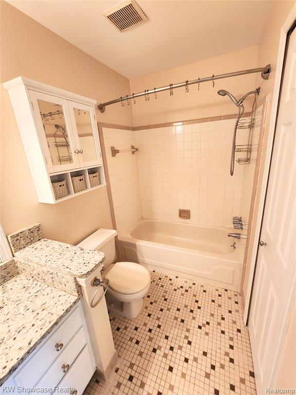38824 Windmill Pointe S, Clinton Twp, MI 48038 — Photo 26