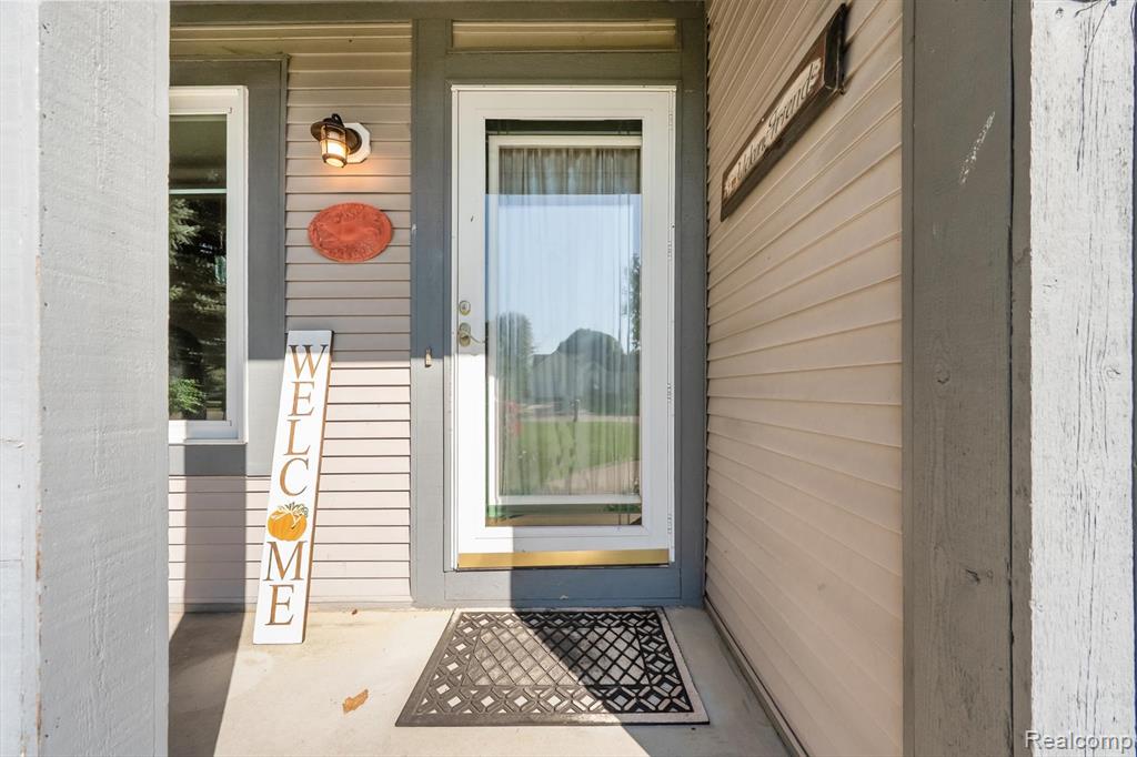 6358 Windham Place, Grand Blanc, MI 48439 — Photo 6
