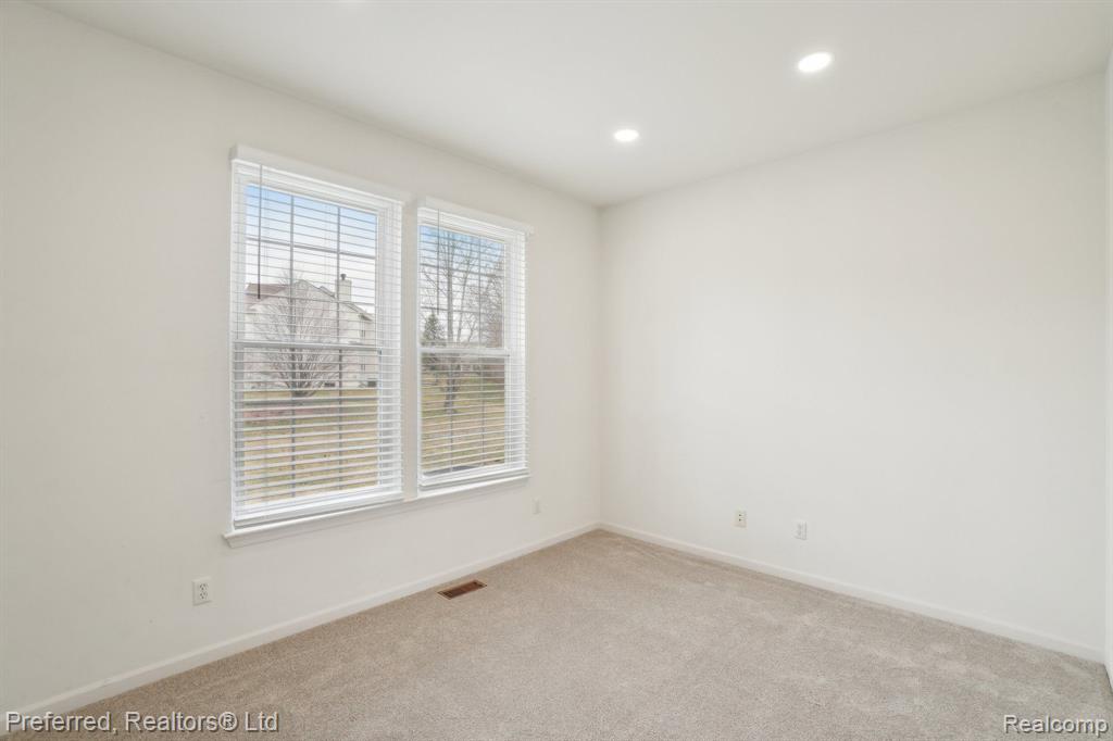 8045 Creek Bend Drive, Ypsilanti, MI 48197 — Photo 45