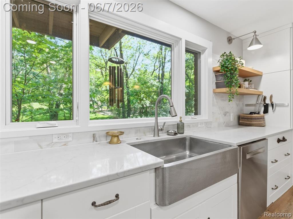 202 Nakomis Trail, Lake Orion, MI 48362 — Photo 39