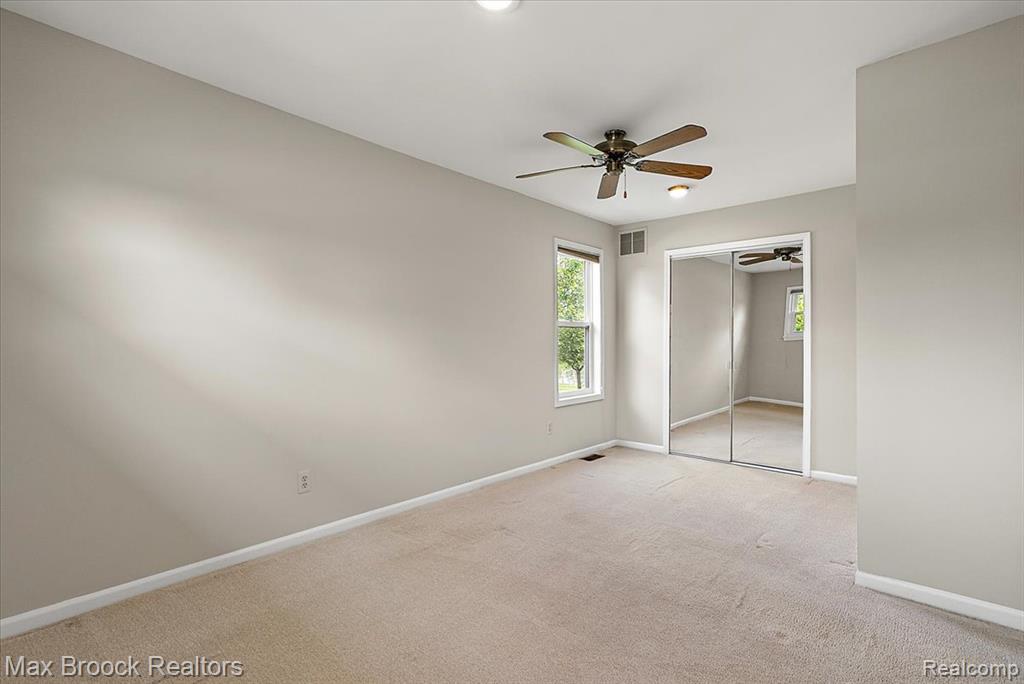 1323 Castlewood Drive, White Lake, MI — Photo 11