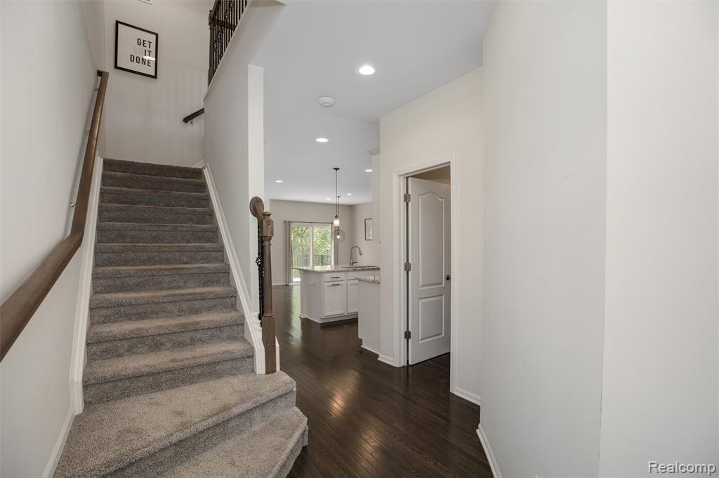 43583 Chancellor Lane, Novi, MI — Photo 8