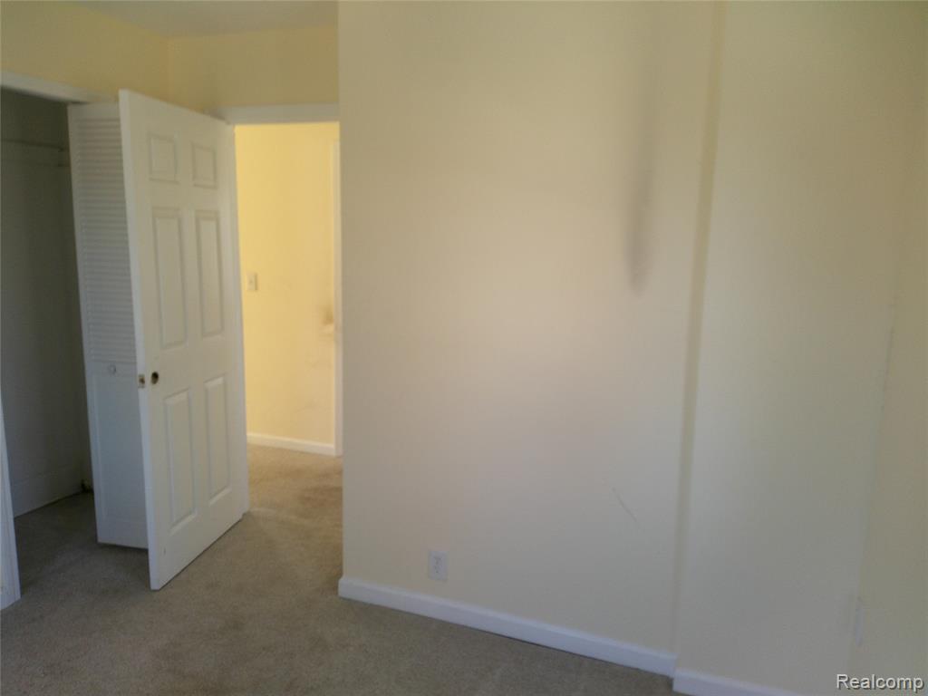912 Huron Street, Flint, MI 48507 — Photo 16