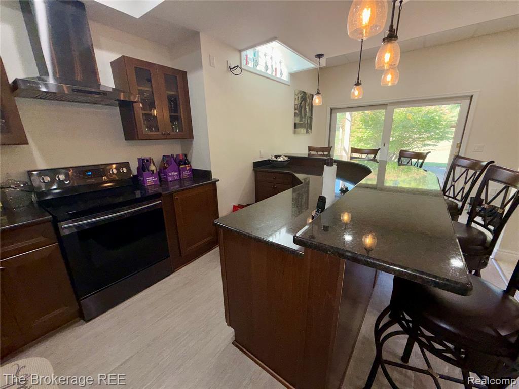 12088 Pinebrook Lane, South Lyon, MI 48178 — Photo 42